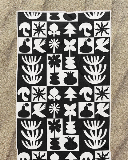 Wild Tiles Graphic Collection
